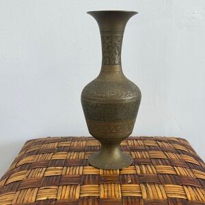 Elegant Brown Decorative Vase